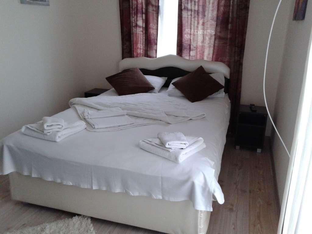 Guesthouse Vila Dnd Niska Banja Zimmer foto